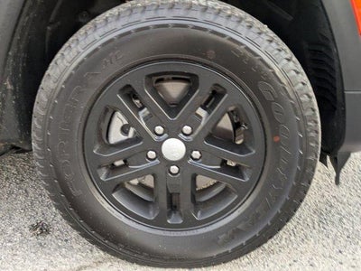 2025 Jeep Grand Cherokee Laredo 4x4
