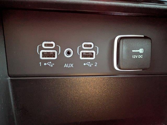 2025 Jeep Grand Cherokee Laredo 4x4