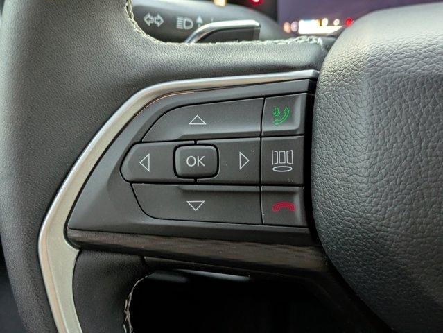 2025 Jeep Grand Cherokee Laredo 4x4