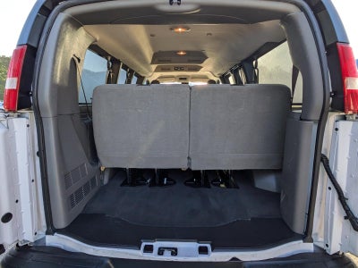 2020 Chevrolet Express Passenger 2500 2500 Regular Wheelbase Rear-Wheel Drive 1LT