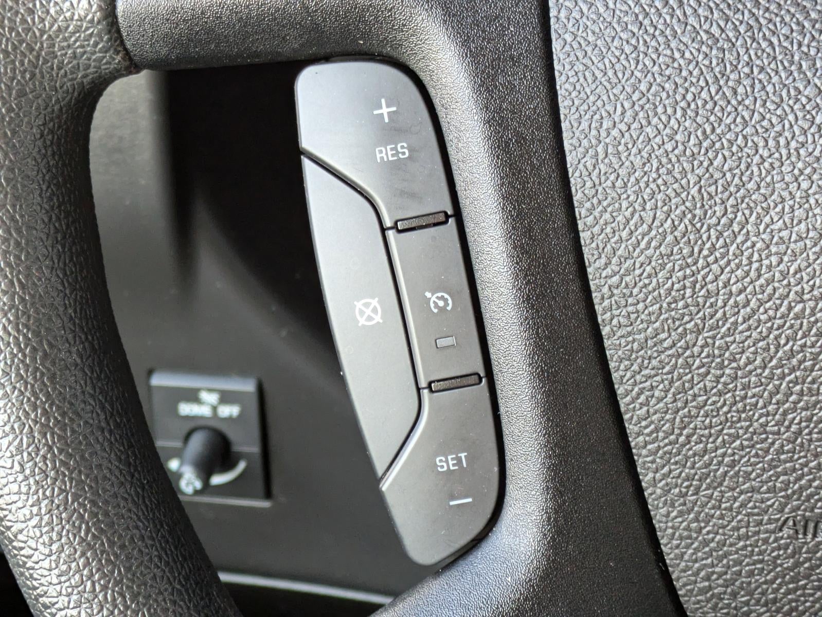 2020 Chevrolet Express Passenger 2500 2500 Regular Wheelbase Rear-Wheel Drive 1LT