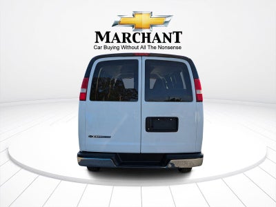 2020 Chevrolet Express Passenger 2500 2500 Regular Wheelbase Rear-Wheel Drive 1LT