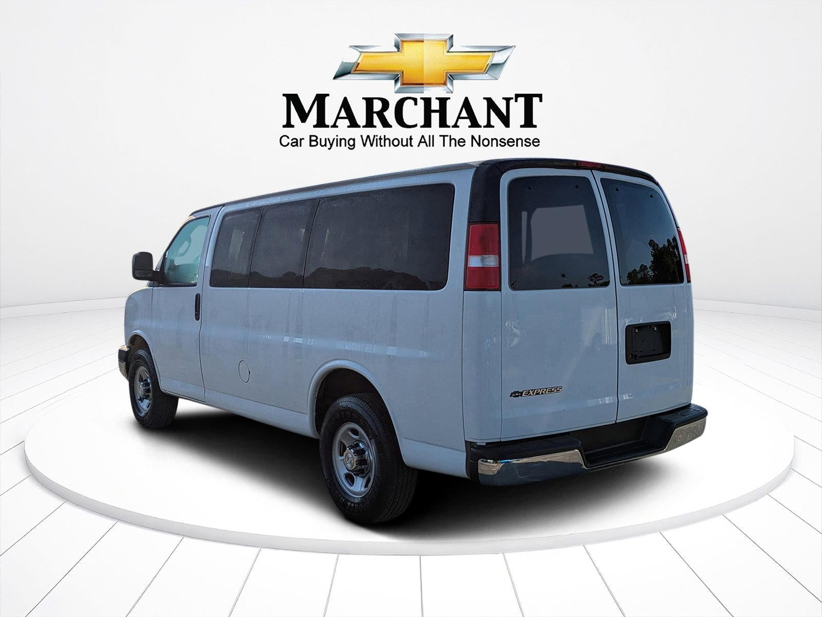 2020 Chevrolet Express Passenger 2500 2500 Regular Wheelbase Rear-Wheel Drive 1LT