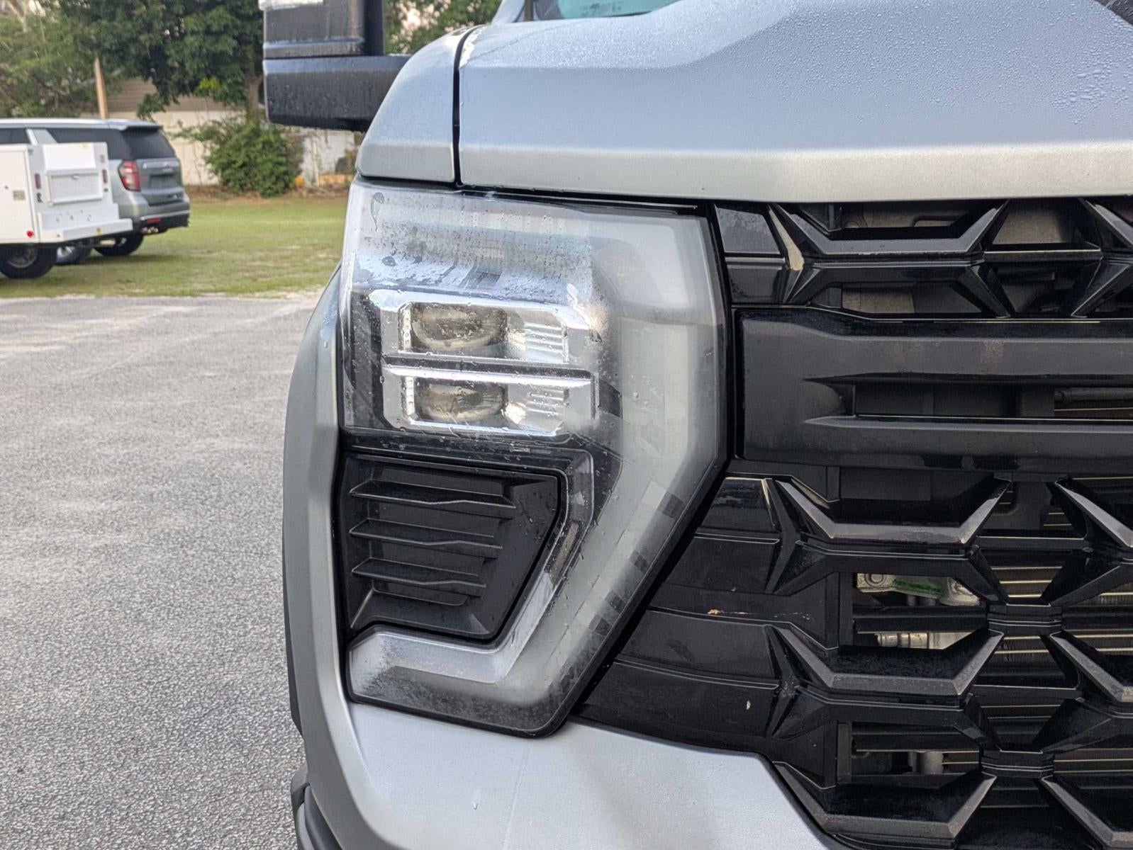 2025 Chevrolet Silverado 2500 HD Crew Cab Standard Box 4-Wheel Drive ZR2