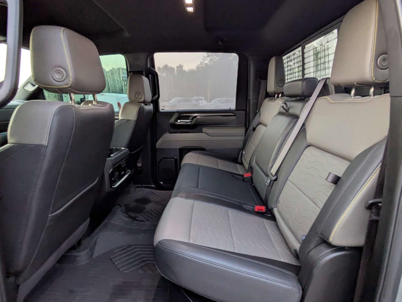 2025 Chevrolet Silverado 2500 HD Crew Cab Standard Box 4-Wheel Drive ZR2