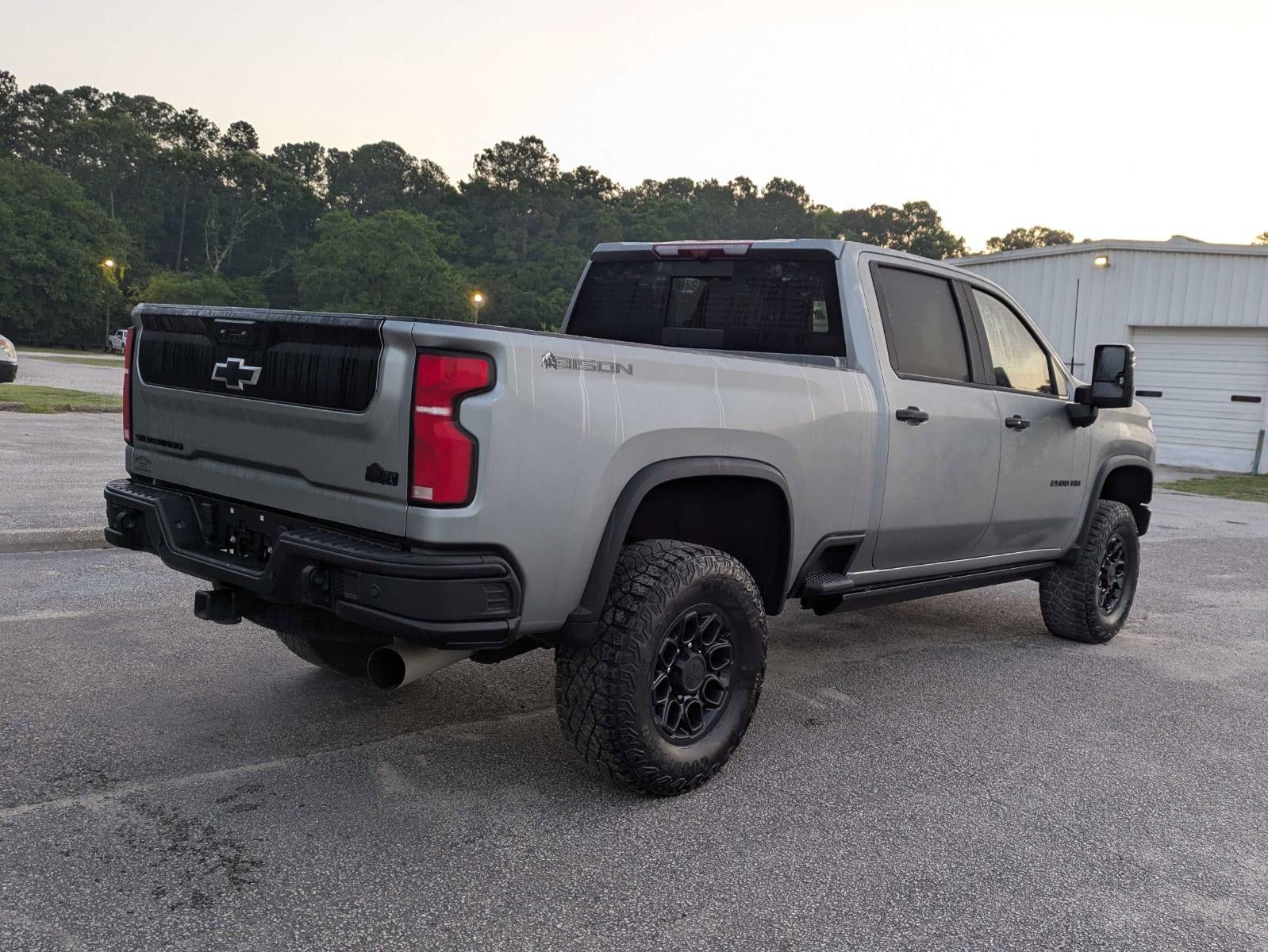2025 Chevrolet Silverado 2500 HD Crew Cab Standard Box 4-Wheel Drive ZR2