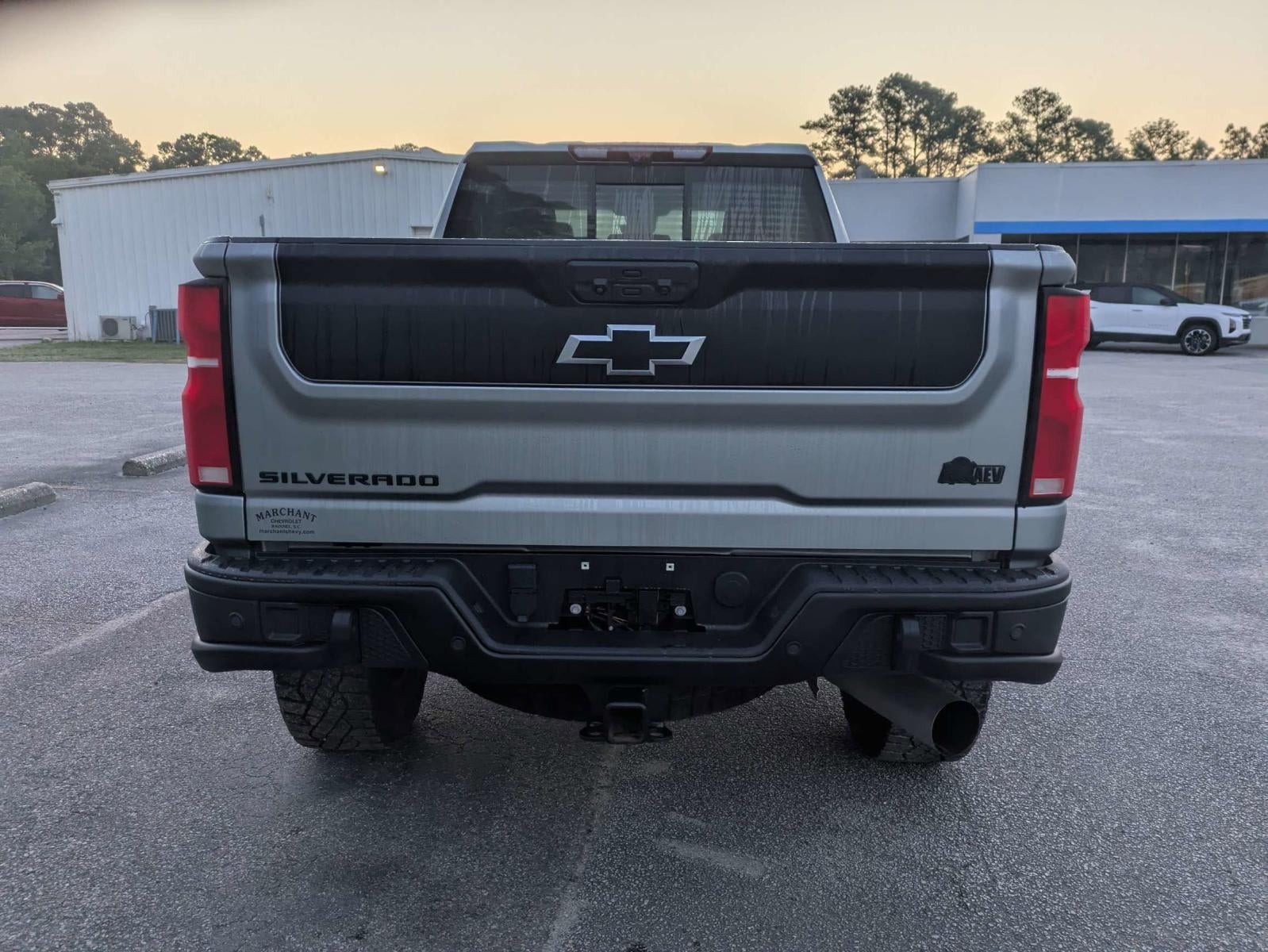 2025 Chevrolet Silverado 2500 HD Crew Cab Standard Box 4-Wheel Drive ZR2