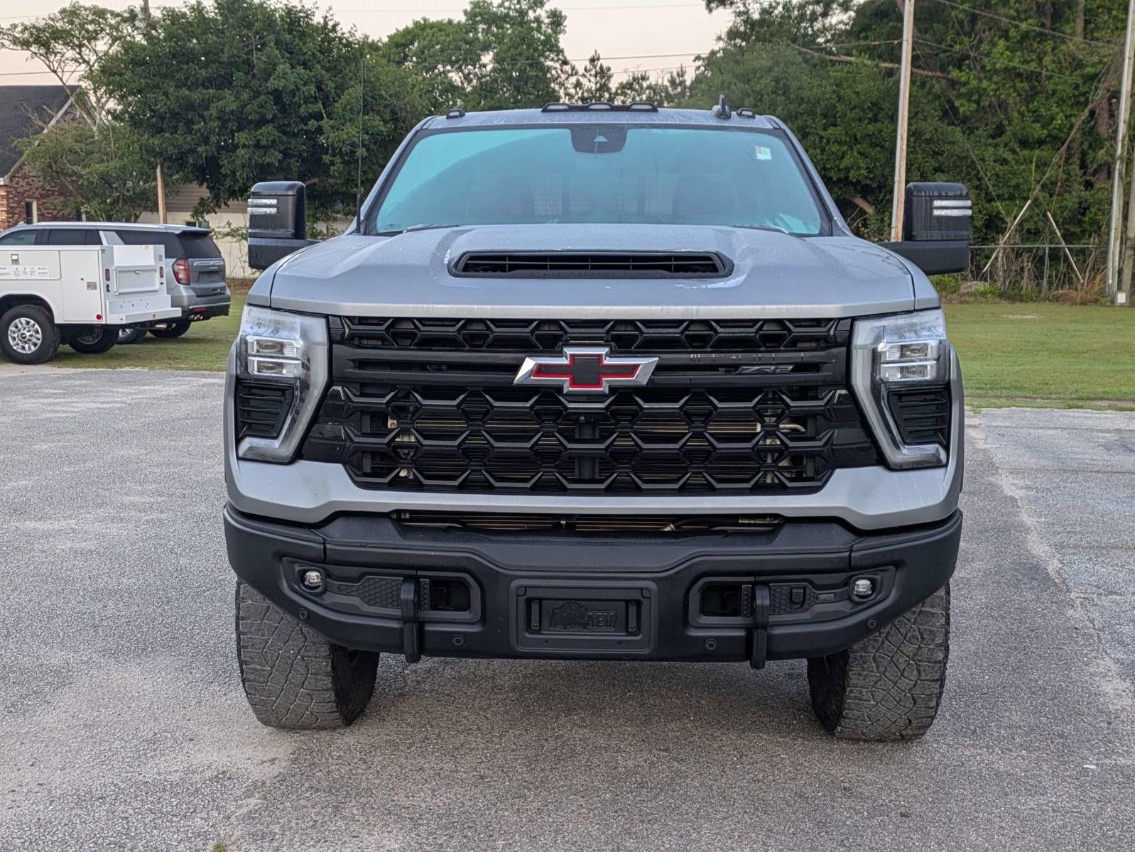 2025 Chevrolet Silverado 2500 HD Crew Cab Standard Box 4-Wheel Drive ZR2