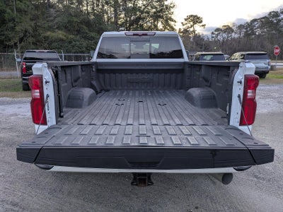 2022 Chevrolet Silverado 3500 HD Crew Cab Long Box 4-Wheel Drive High Country