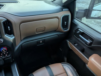 2022 Chevrolet Silverado 3500 HD Crew Cab Long Box 4-Wheel Drive High Country