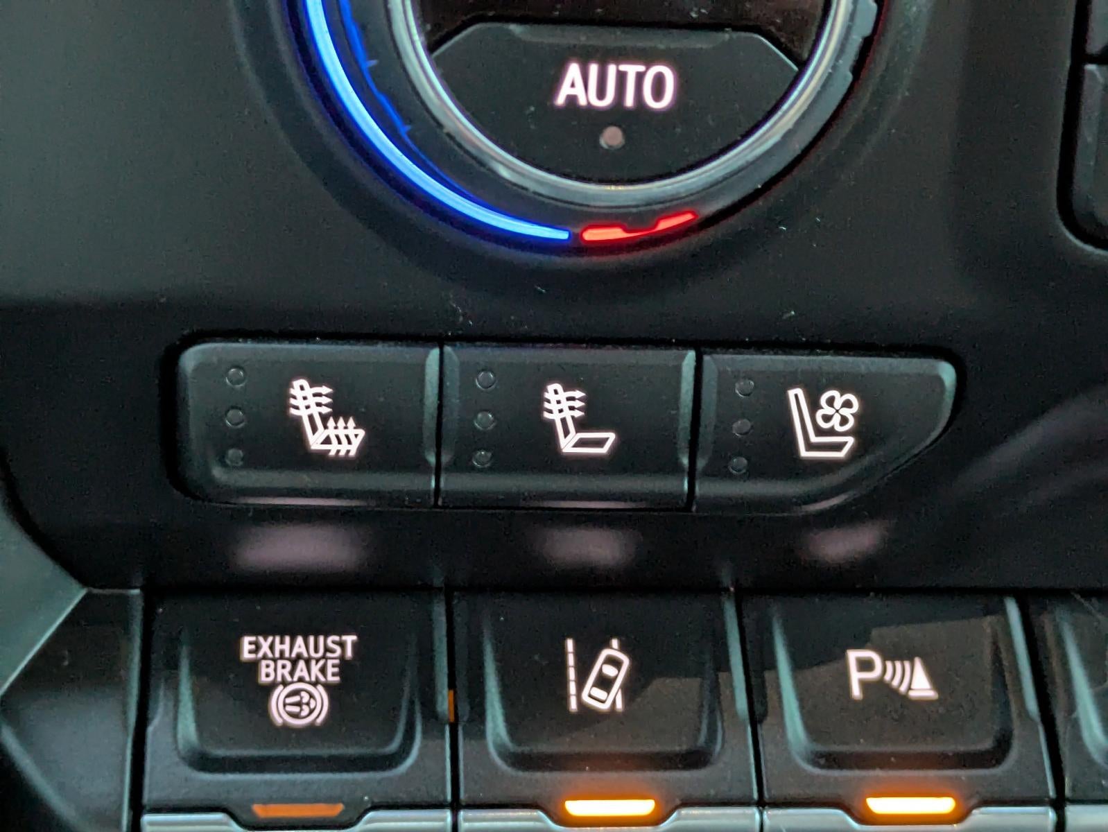 2022 Chevrolet Silverado 3500 HD Crew Cab Long Box 4-Wheel Drive High Country