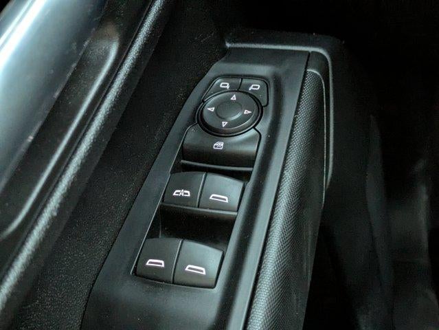 2023 Chevrolet Silverado 1500 Crew Cab Short Box 2-Wheel Drive Custom