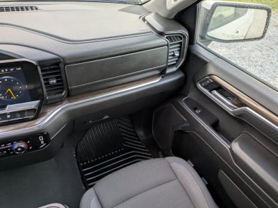 2025 Chevrolet Silverado 1500 Crew Cab Short Box 4-Wheel Drive LT 1LT