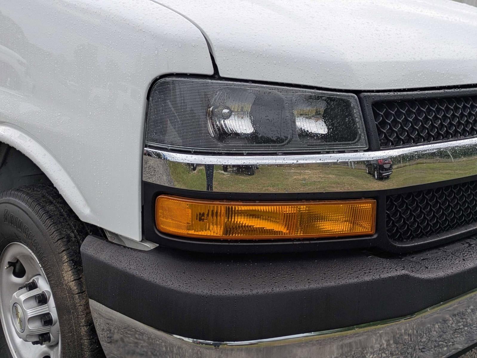 2024 Chevrolet Express Cargo 2500 2500 Regular Wheelbase Rear-Wheel Drive