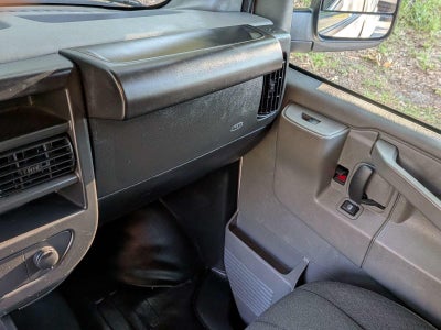 2025 Chevrolet Express Cargo 2500 Regular Wheelbase Rear-Wheel Drive