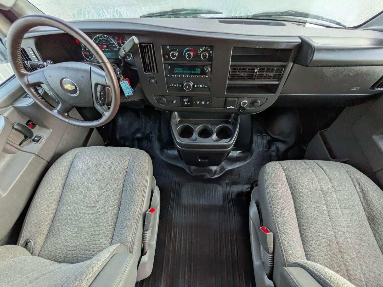 2022 Chevrolet Express Cargo 2500 2500 Regular Wheelbase Rear-Wheel Drive