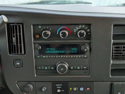 2022 Chevrolet Express Cargo 2500 2500 Regular Wheelbase Rear-Wheel Drive