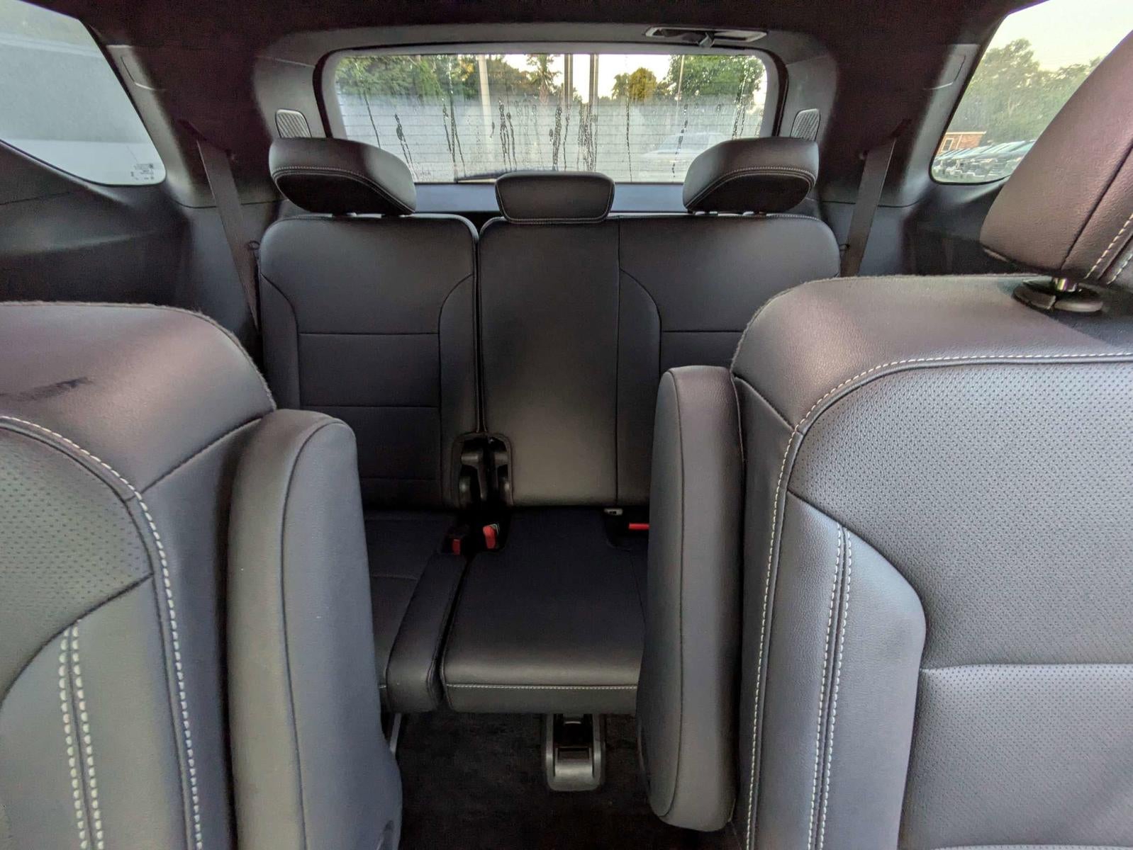 2025 Chevrolet Traverse LT w/1LT