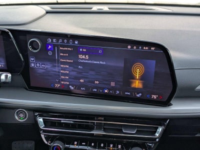 2025 Chevrolet Traverse LT w/1LT
