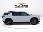 2025 Chevrolet Traverse LT w/1LT