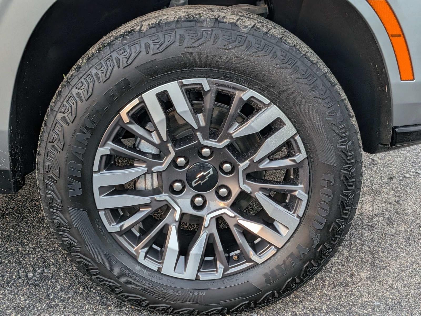 2025 Chevrolet Suburban 4WD Z71