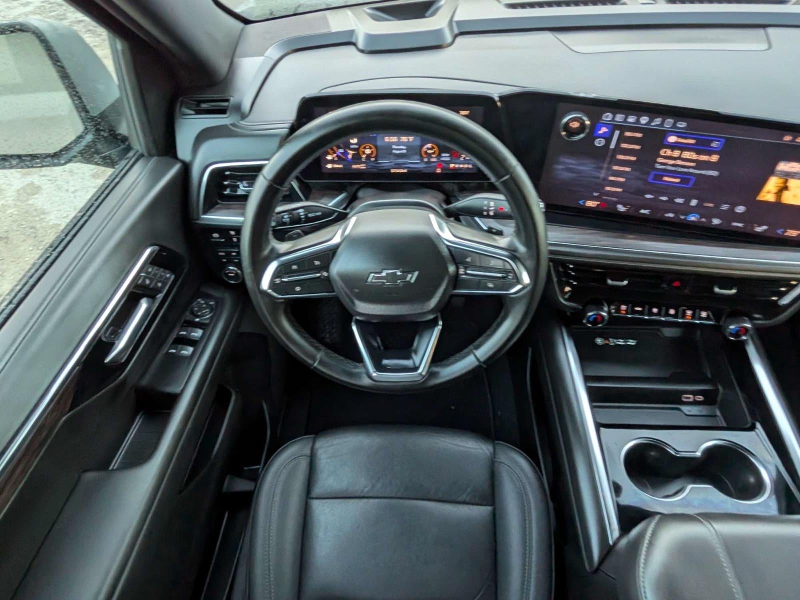 2025 Chevrolet Suburban 4WD Z71