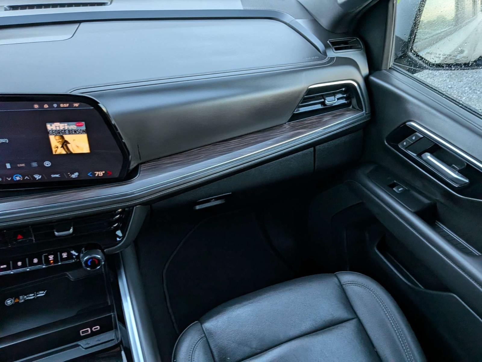 2025 Chevrolet Suburban 4WD Z71