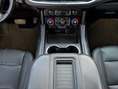 2022 Chevrolet Suburban 4WD RST