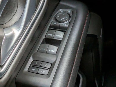 2022 Chevrolet Suburban 4WD RST