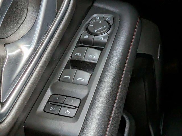 2022 Chevrolet Suburban 4WD RST