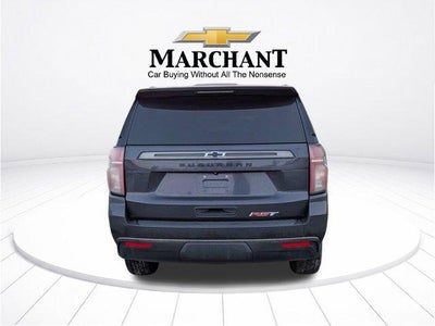 2022 Chevrolet Suburban 4WD RST