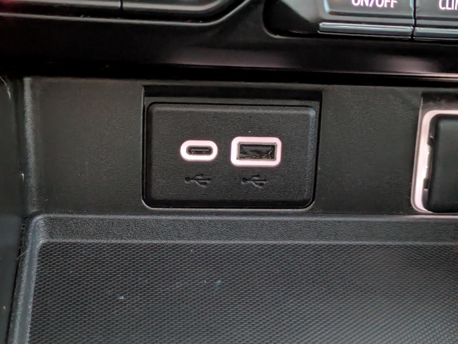 2023 Chevrolet Tahoe 4WD RST