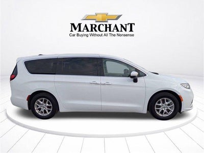 2023 Chrysler Pacifica Touring L FWD
