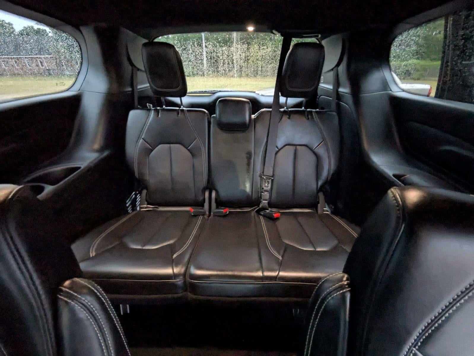 2025 Chrysler Pacifica Select FWD