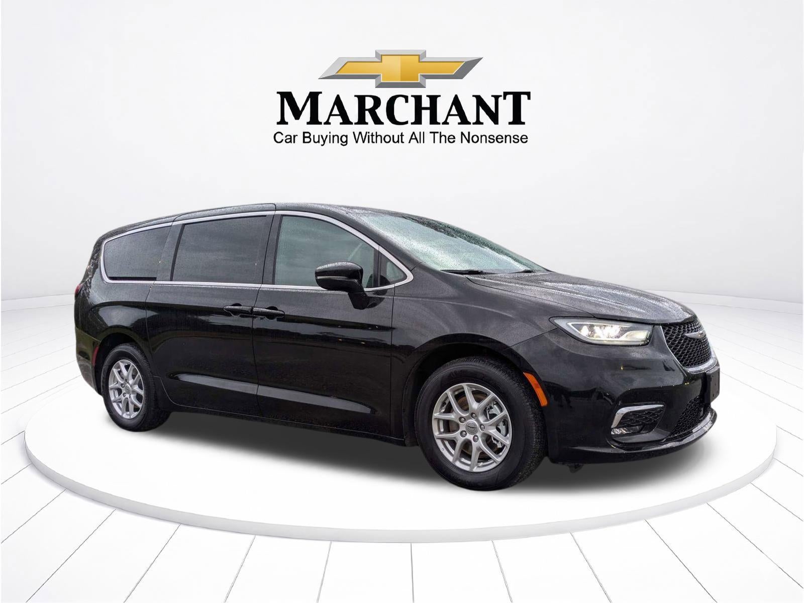 2025 Chrysler Pacifica Select FWD
