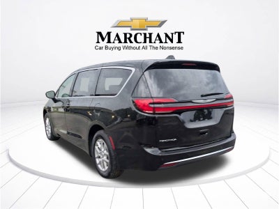 2025 Chrysler Pacifica Select FWD
