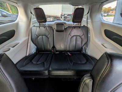 2023 Chrysler Pacifica Touring L FWD