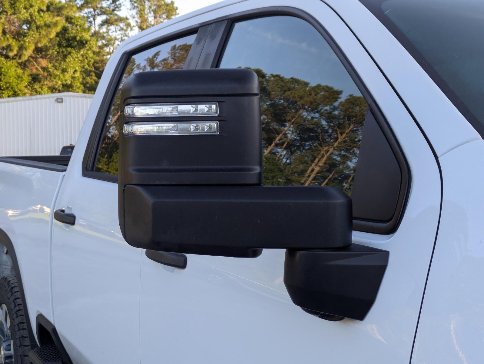 2024 Chevrolet Silverado 2500 HD Crew Cab Standard Box 4-Wheel Drive Custom