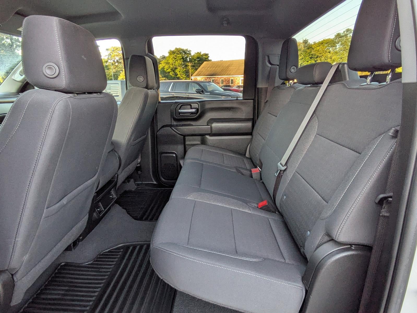 2024 Chevrolet Silverado 2500 HD Crew Cab Standard Box 4-Wheel Drive Custom