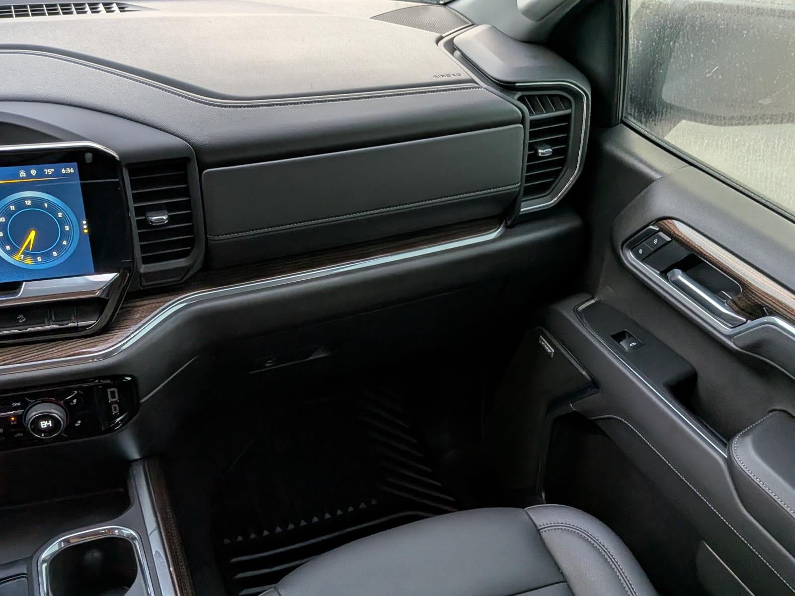 2025 Chevrolet Silverado 1500 Crew Cab Short Box 4-Wheel Drive RST