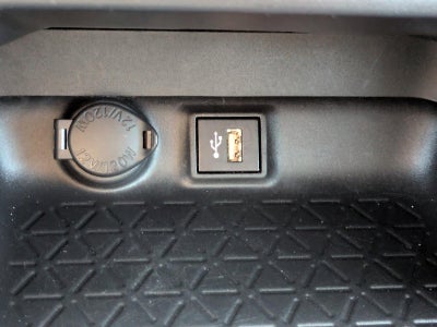 2023 Toyota RAV4 XLE FWD (GS)