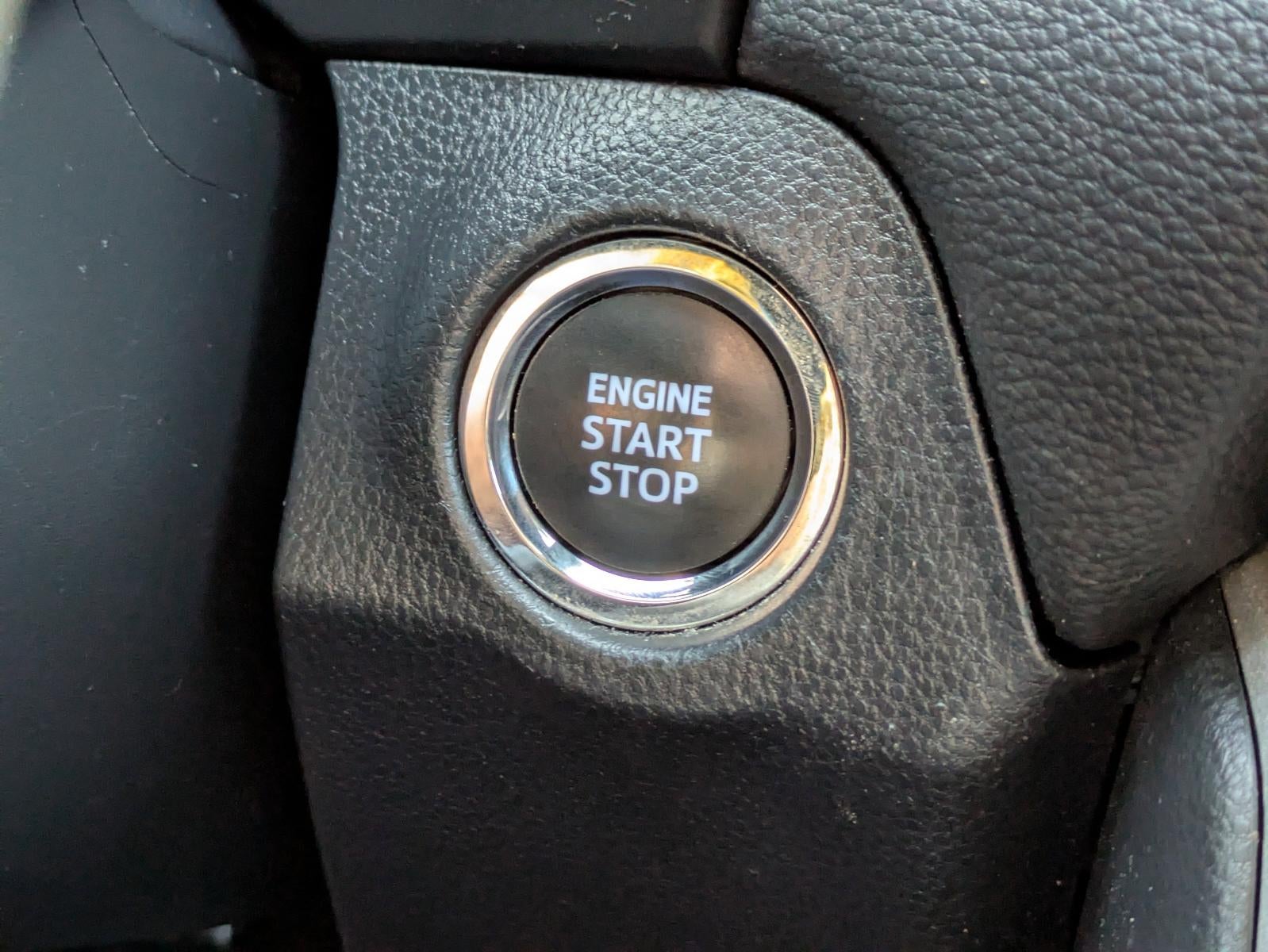 2023 Toyota RAV4 XLE FWD (GS)