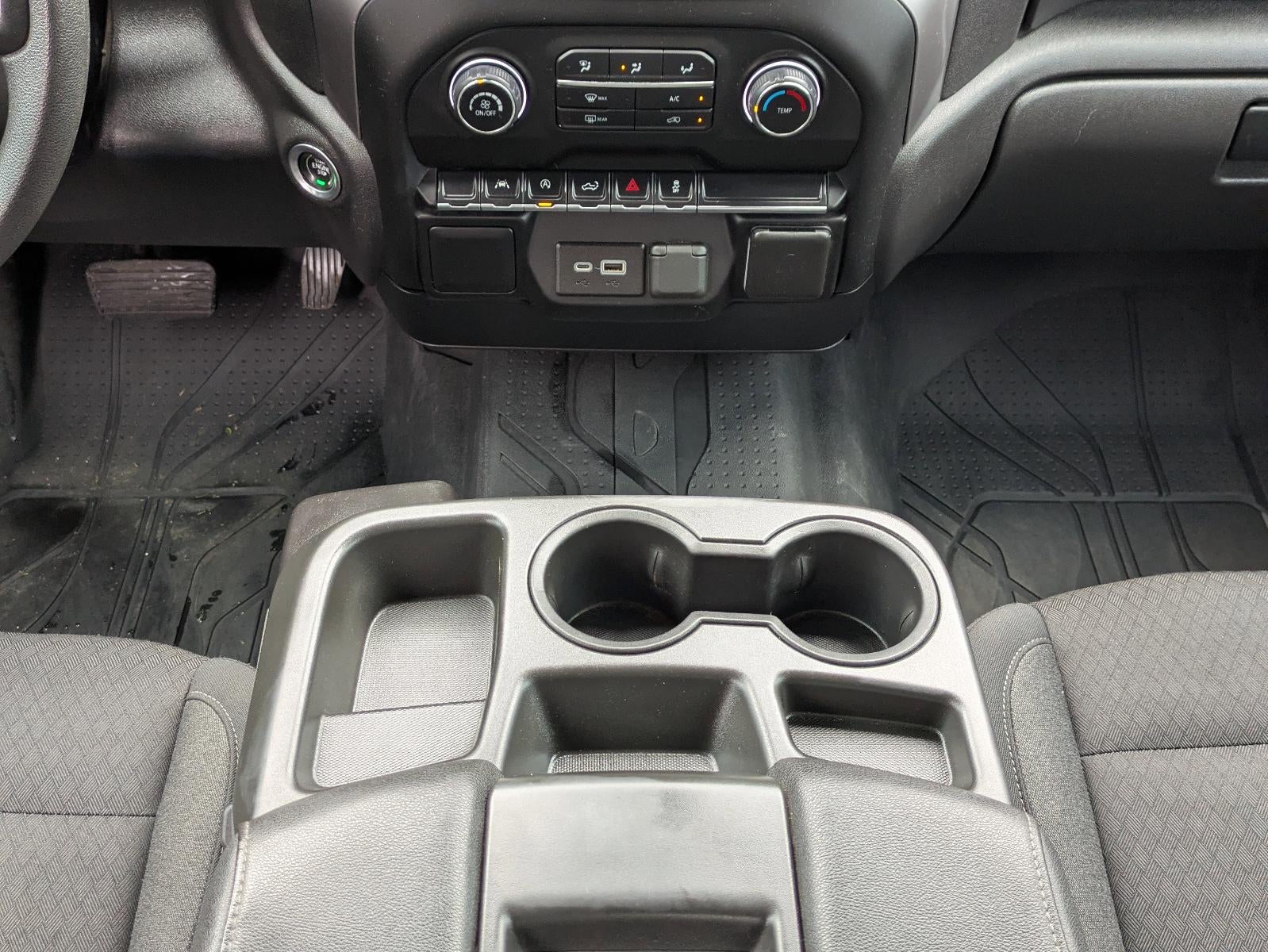 2022 Chevrolet Silverado 1500 Crew Cab Standard Box 4-Wheel Drive Custom