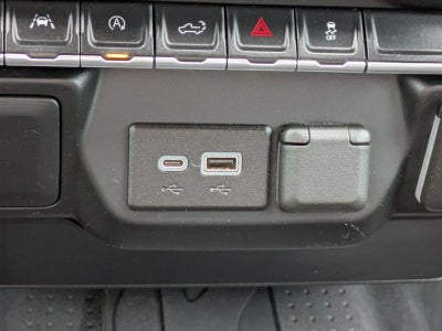 2022 Chevrolet Silverado 1500 Crew Cab Standard Box 4-Wheel Drive Custom