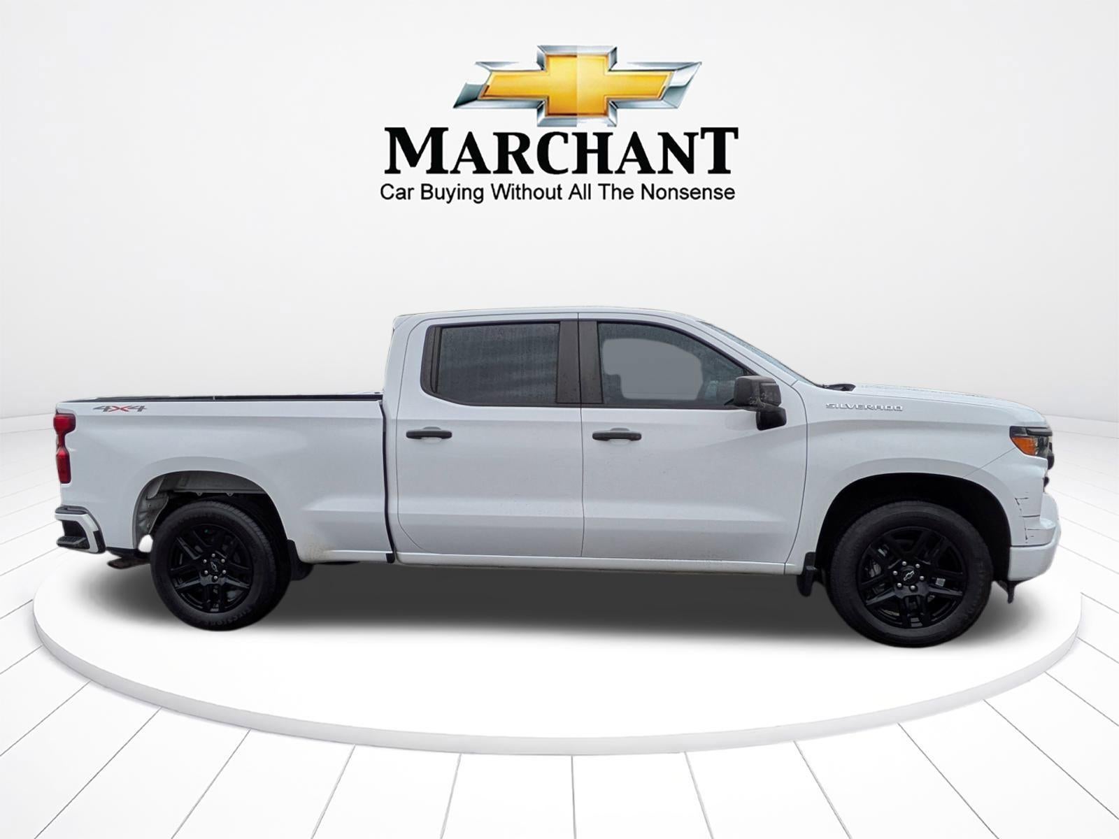 2022 Chevrolet Silverado 1500 Crew Cab Standard Box 4-Wheel Drive Custom