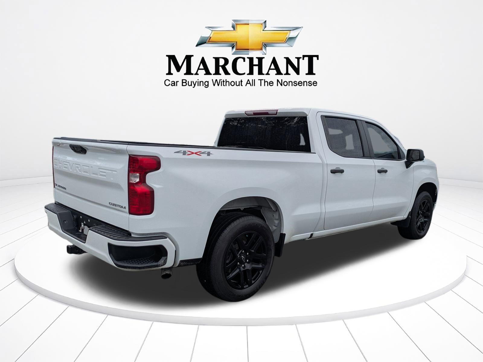 2022 Chevrolet Silverado 1500 Crew Cab Standard Box 4-Wheel Drive Custom
