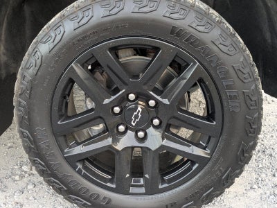 2024 Chevrolet Silverado 1500 Crew Cab Short Box 4-Wheel Drive Custom Trail Boss