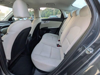 2023 Kia Forte LXS IVT