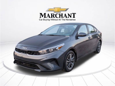 2023 Kia Forte LXS IVT
