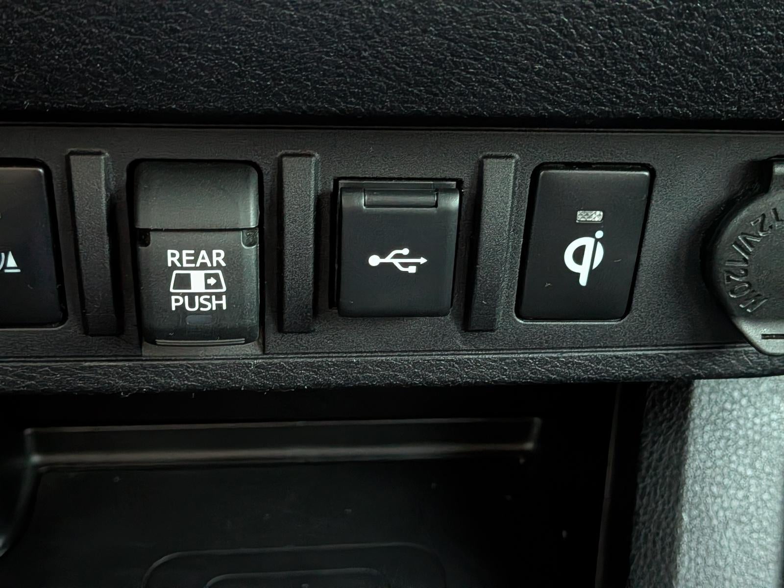 2022 Toyota Tacoma 4WD 4WD Limited Double Cab 5' Bed V6 AT (Natl)